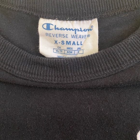 Champion Women’s Cropped Graphic Tee - Picture 2 of 4
